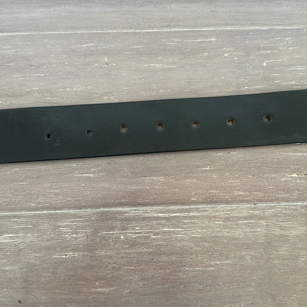 Black Genuine Leather Belt size 32 silver buckle classic office casual unisex